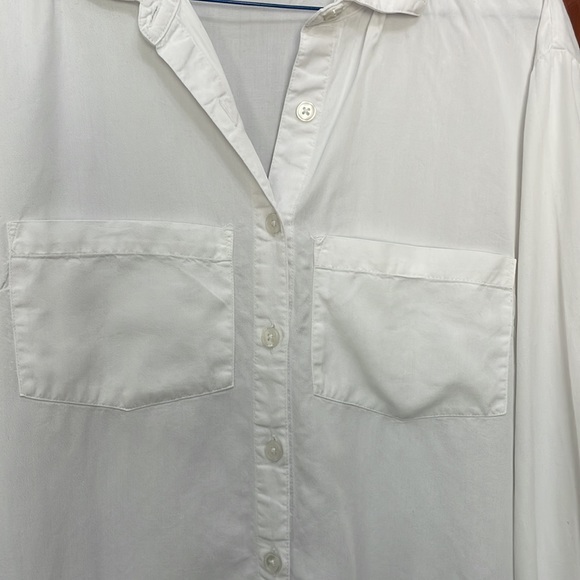 The Camille Collection oversize button up - Picture 11 of 11